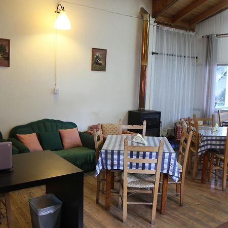 Capuralli Hotel Pedhoulas Extérieur photo