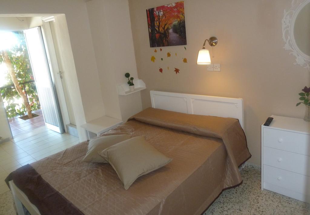 Capuralli Hotel Pedhoulas Extérieur photo
