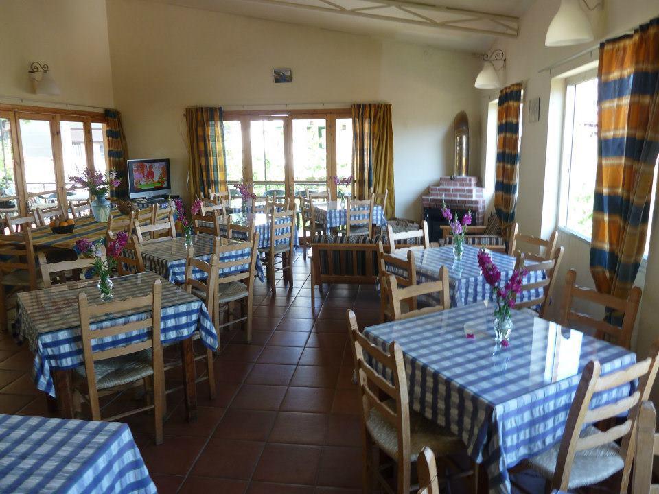 Capuralli Hotel Pedhoulas Extérieur photo